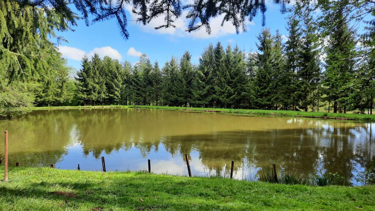 Les Etangs Du Moulin D'Harcy Bed & Breakfast Lonny ภายนอก รูปภาพ